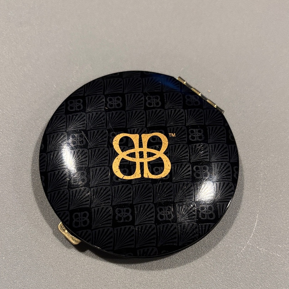 Baileys Vintage mirror compact
